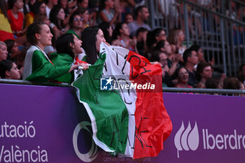 2023-08-23 - Italy fans in Valencia - RHYTHMIC GYMNASTIC - WORLD CHAMPIONSHIPS - INDIVIDUALS - GYMNASTICS - OTHER SPORTS