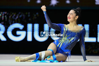 2023-05-18 - AGIURGIUCULESE Alexandra (ITA) crying a moment after the end of her routine with ribbon - EUROPEAN CHAMPIONSHIPS IN RHYTHMIC GYMNASTICS - SENIOR INDIVIDUALS - GYMNASTICS - OTHER SPORTS