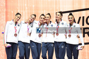 2023-08-25 - Team Italy Bronze Medal 5 hoops - RHYTHMIC GYMNASTIC - WORLD CHAMPIONSHIPS - GROUPS - GYMNASTICS - OTHER SPORTS
