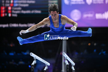 2023-10-03 - Matteo Levantesi (ITA) PB - 52ND ARTISTIC GYMNASTICS WORLD CHAMPIONSHIPS - MEN'S TEAM FINAL - GYMNASTICS - OTHER SPORTS