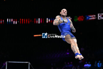 2023-10-03 - Nicola Bartolini (ITA) vault - 52ND ARTISTIC GYMNASTICS WORLD CHAMPIONSHIPS - MEN'S TEAM FINAL - GYMNASTICS - OTHER SPORTS