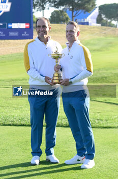2023-09-26 - Edoardo Molinari (ITA) and Luke Donald (ENG) during the Ryder Cup 2023 at Marco Simone Golf & Country Club on September 26, 2023 in Rome Italy. - RYDER CUP 2023 - GOLF - OTHER SPORTS