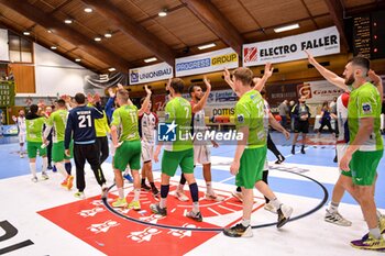 2023-05-10 - Team
Brixen Handball - Raimond Handball Sassari
FIGH Serie A Mascile 2022-2023
Semifinale Playoff Gara3
Bressanone, 10/05/2023
Foto di Luigi Canu - PLAYOFF - SEMIFINALE - SSV BRIXEN VS RAIMOND SASSARI G3 - HANDBALL - OTHER SPORTS
