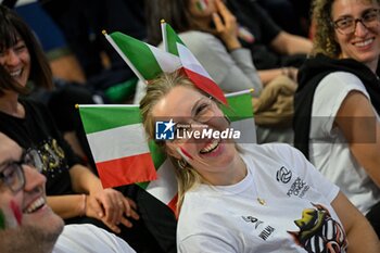 2023-11-05 - Tifosi Fans Italia Italy
Italia Italy - Turchia Turkey Turkiye
IHF - EHF MEN’S WORLD CHAMPIONSHIP 2025
Qualification Europe Phase 1
Chieti, 05/11/2023
Foto di Luigi Canu - FIGH - WORLD CUP QUALIFIERS - ITALY VS TüRKIYE - HANDBALL - OTHER SPORTS