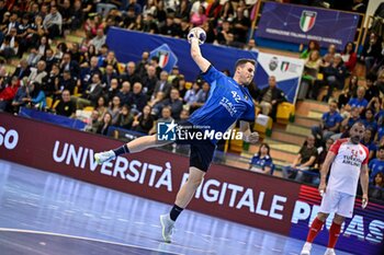 2023-11-05 - Alessio Moretti
Italia Italy - Turchia Turkey Turkiye
IHF - EHF MEN’S WORLD CHAMPIONSHIP 2025
Qualification Europe Phase 1
Chieti, 05/11/2023
Foto di Luigi Canu - FIGH - WORLD CUP QUALIFIERS - ITALY VS TüRKIYE - HANDBALL - OTHER SPORTS