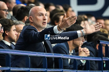2023-11-22 - Thierry OMEYER looks dejected during the Machineseeker EHF Champions League, Group Phase, handball match between Paris Saint-Germain and Kolstad on November 22, 2023 at Pierre de Coubertin stadium in Paris, France - HANDBALL - CHAMPIONS LEAGUE - PARIS SG V KOLSTAD - HANDBALL - OTHER SPORTS