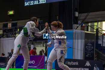 2023-07-22 - Netto Simeao Amanda (BRA) with Cooper Claire (NZL) - FIE SENIOR FENCING WORLD CHAMPIONSHIPS - DAY 1 - FENCING - OTHER SPORTS