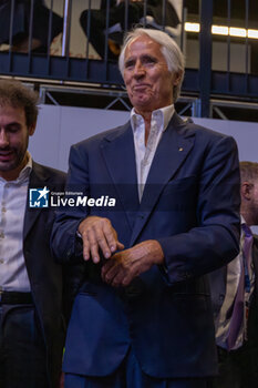 2023-07-25 - Giovanni Malago, Italian Olympic Committee (CONI) president - FIE SENIOR FENCING WORLD CHAMPIONSHIPS - DAY4 - FENCING - OTHER SPORTS