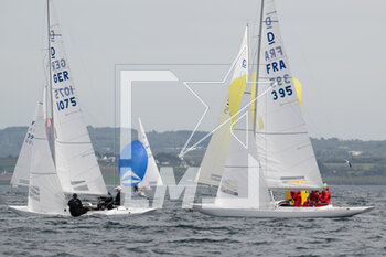 2023-05-04 - GRACE (GER 1075) HOLLAENDER Hannes, HUBREGTSE Ame, HARSBERG Kasper - AR PRIM (FRA 395) VERNES Cyrille, LE GARREC Loic, BACCHINI THOMAS during the 2023 Grand Prix Dragon, French championship Class Dragon on May 3, 2023 in Douarnenez, France - SAILING - GRAND PRIX DRAGON 2023 - DOUARNENEZ - SAILING - OTHER SPORTS