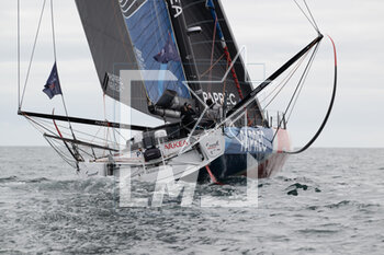 2023-05-08 - Yoann Richomme and Yann Eliès, Paprec Arkéa during the start of the Guyader Bermudes 1000 Race 2023, IMOCA Globe Series sailing race on May 7, 2023 in Brest, France - SAILING - GUYADER BERMUDES 1000 RACE 2023 - SAILING - OTHER SPORTS
