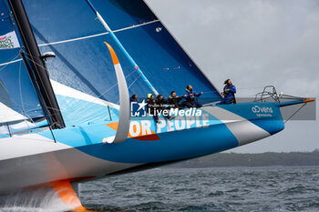 2023-05-05 - Thomas Ruyant and Morgan Lagravière, For People during the Pom'Potes Challenge, speed runs in Brest harbor during the Guyader Bermudes 1000 Race 2023, IMOCA Globe Series sailing race on May 5, 2023 in Brest, France - SAILING - GUYADER BERMUDES 1000 RACE 2023 - SAILING - OTHER SPORTS