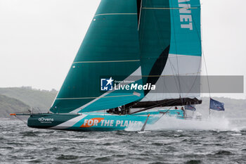 2023-05-05 - Sam Goodchild and Antoine Koch, For the Planet during the Pom'Potes Challenge, speed runs in Brest harbor during the Guyader Bermudes 1000 Race 2023, IMOCA Globe Series sailing race on May 5, 2023 in Brest, France - SAILING - GUYADER BERMUDES 1000 RACE 2023 - SAILING - OTHER SPORTS
