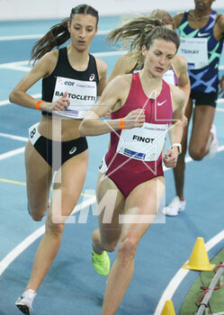 15/02/2023 - Nadia Battocletti of Italy and Alice Finot of France, Women's 3000 M during the Meeting Hauts-de-France Pas-de-Calais Liévin 2023, World Athletics Indoor Tour on February 15, 2023 in Lievin, France - ATHLETICS - MEETING LIEVIN 2023 - INTERNAZIONALI - ATLETICA