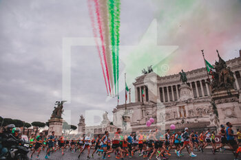 19/03/2023 - Group of Runners during the Rome Marathon - 2023 ROME MARATHON - MARATONA - ATLETICA