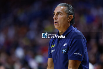 2023-08-04 - Sergio Scariolo, head coach of Spain during the international basketball friendly match between Spain and Venezuela on August 4, 2023 at Wizink Center pavilion in Madrid, Spain - BASKETBALL - FRIENDLY GAME - SPAIN V VENEZUELA - FRIENDLY MATCH - BASKETBALL