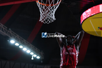 2023-09-13 - Gabe Brown #44 of Pallacanestro Varese OpenJobMetis dunks during Friendly match new season between Pallacanestro Varese OpenJobMetis and SAM Basket Massagno at Itelyum Arena, Varese, Italy on September 13, 2023 - OPENJOBMETIS VARESE VS SAM BASKET MASSAGNO - FRIENDLY MATCH - BASKETBALL