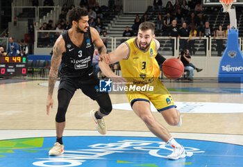2023-10-18 - Jovan Kljajic of Dreamland Gran Canaria Club de Baloncesto in action during the match between Dolomiti Trentino Energia and Dreamland Gran Canaria Club de Baloncesto, regular season of EuroCup BKT 2023/2024 tournament at il T Quotidiano Arena on October 18, 2023, Trento, Italy. - DOLOMITI TRENTINO ENERGIA VS DREAMLAND GRAN CANARIA - EUROCUP - BASKETBALL