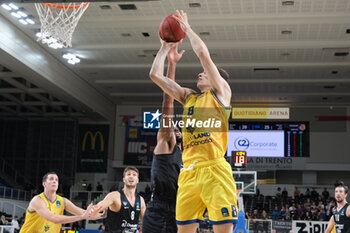 2023-10-18 - Shot of Roko Prkacin of Dreamland Gran Canaria Club de Baloncesto during the match between Dolomiti Trentino Energia and Dreamland Gran Canaria Club de Baloncesto, regular season of EuroCup BKT 2023/2024 tournament at il T Quotidiano Arena on October 18, 2023, Trento, Italy. - DOLOMITI TRENTINO ENERGIA VS DREAMLAND GRAN CANARIA - EUROCUP - BASKETBALL
