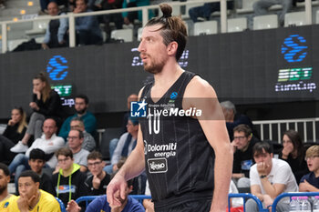 2023-10-18 - Portrait of Toto Forray of Dolomiti Trentino Energia during the match between Dolomiti Trentino Energia and Dreamland Gran Canaria Club de Baloncesto, regular season of EuroCup BKT 2023/2024 tournament at il T Quotidiano Arena on October 18, 2023, Trento, Italy. - DOLOMITI TRENTINO ENERGIA VS DREAMLAND GRAN CANARIA - EUROCUP - BASKETBALL