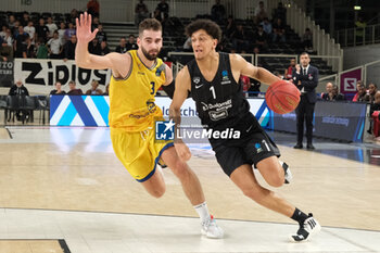 18/10/2023 - Quinn Ellis of Dolomiti Trentino Energia afterwards by Jovan Kljajic of Dreamland Gran Canaria Club de Baloncesto during the match between Dolomiti Trentino Energia and Dreamland Gran Canaria Club de Baloncesto, regular season of EuroCup BKT 2023/2024 tournament at il T Quotidiano Arena on October 18, 2023, Trento, Italy. - DOLOMITI TRENTINO ENERGIA VS DREAMLAND GRAN CANARIA - EUROCUP - BASKET