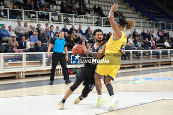 18/10/2023 - Prentiss Hubb of Dolomiti Trentino Energia in action during the match between Dolomiti Trentino Energia and Dreamland Gran Canaria Club de Baloncesto, regular season of EuroCup BKT 2023/2024 tournament at il T Quotidiano Arena on October 18, 2023, Trento, Italy. - DOLOMITI TRENTINO ENERGIA VS DREAMLAND GRAN CANARIA - EUROCUP - BASKET