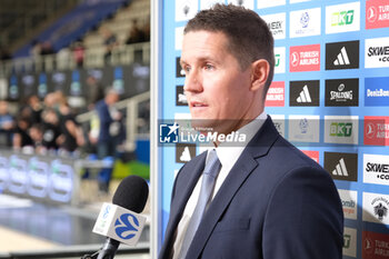 18/10/2023 - Jaka Lakovic head coach of Dreamland Gran Canaria Club de Baloncesto in an mixed zone after the match between Dolomiti Trentino Energia and Dreamland Gran Canaria Club de Baloncesto, regular season of EuroCup BKT 2023/2024 tournament at il T Quotidiano Arena on October 18, 2023, Trento, Italy. - DOLOMITI TRENTINO ENERGIA VS DREAMLAND GRAN CANARIA - EUROCUP - BASKET