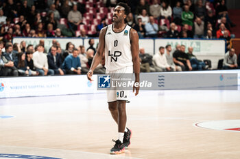 2023-12-05 - Gabe Olaseni during the Umana Reyer Venezia vs London Lions at the Palasport Taliercio in Venice, Italy on December 5, 2023 - UMANA REYER VENEZIA VS LONDON LIONS - EUROCUP - BASKETBALL