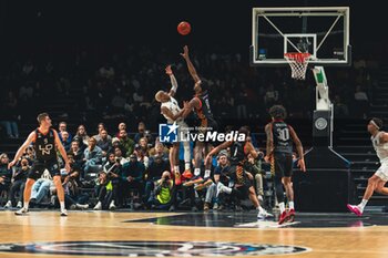 2023-12-26 - T.J. SHORTS II (Paris) Gabe OLASENI (London) during the BKT EuroCup basketball match between Paris Basketball and London Lions on December 26, 2023 at Halle Georges Carpentier in Paris, France - BASKETBALL - EUROCUP - PARIS V LONDON LIONS - EUROCUP - BASKETBALL