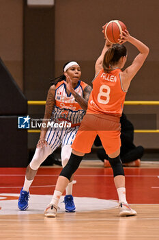 2023-11-29 - Rebecca Allen ( Valencia Basket Club ) thwarted by Parks Robyn ( Beretta Famila Schio ) during the Beretta Famila Schio vs Valencia Basket Club at the PalaRomare in Schio (Vi ), Italy on November 29, 2023 - BERETTA FAMILA SCHIO VS VALENCIA BASKET - EUROLEAGUE WOMEN - BASKETBALL