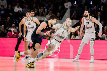 2023-01-05 - Nico Laprovittola of FC Barcelona in action against Niccolo Mannion of Virtus Segafredo Bologna during the Turkish Airlines EuroLeague Basketball match between FC Barcelona and Virtus Segafredo Bologna on January 5, 2023 at Palau Blaugrana in Barcelona, Spain - BASKETBALL - EUROLEAGUE - FC BARCELONA V BOLOGNA - EUROLEAGUE - BASKETBALL
