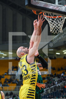 10/01/2023 - 33 NICK CALATHES of Fenerbahce Beko Istanbul during the Euroleague, Round 18, match between Panathinaikos BC and Fenerbahce Beko Istanbul at Oaka Altion on January 10, 2023 in Athens, Greece. - PANATHINAIKOS BC VS FENERBAHCE - EUROLEAGUE - BASKET