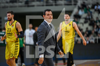 10/01/2023 - Head coach DIMITRIS ITOUDIS of Fenerbahce Beko Istanbul during the Euroleague, Round 18, match between Panathinaikos BC and Fenerbahce Beko Istanbul at Oaka Altion on January 10, 2023 in Athens, Greece. - PANATHINAIKOS BC VS FENERBAHCE - EUROLEAGUE - BASKET