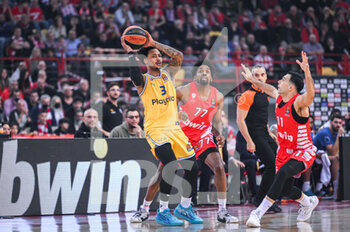 2023-01-27 - 3 JALEN ADAMS of Maccabi Tel Aviv during the Euroleague, Round 21, match between Olympiacos Piraeus and Maccabi Playtika Tel Aviv at Peace and Friendship Stadium on January 27, 2023 in Athens, Greece. - OLYMPIACOS PIRAEUS VS MACCABI PLAYTIKA TEL AVIV - EUROLEAGUE - BASKETBALL