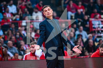 2023-01-27 - Head coach GEORGIOS BARTZOKAS of Olympiacos Piraeus during the Euroleague, Round 21, match between Olympiacos Piraeus and Maccabi Playtika Tel Aviv at Peace and Friendship Stadium on January 27, 2023 in Athens, Greece. - OLYMPIACOS PIRAEUS VS MACCABI PLAYTIKA TEL AVIV - EUROLEAGUE - BASKETBALL