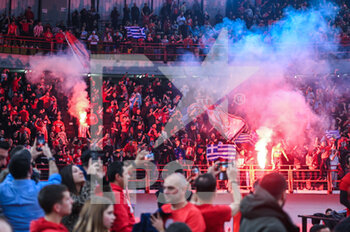 2023-02-03 - Olympiacos Piraeus supporters are having fun during the Euroleague, Round 23, match between Olympiacos Piraeus and Anadolu Efes at Peace and Friendship Stadium on February 3, 2023, in Athens, Greece. - OLYMPIACOS PIRAEUS VS ANADOLU EFES - EUROLEAGUE - BASKETBALL