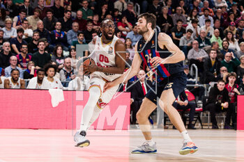 2023-02-24 - John Brown of AS Monaco in action against Mike Tobey FC Barcelona during the Turkish Airlines EuroLeague basketball match between FC Barcelona and AS Monaco on February 24, 2023 at Palau Blaugrana in Barcelona, Spain - BASKETBALL - EUROLEAGUE - FC BARCELONA V AS MONACO - EUROLEAGUE - BASKETBALL