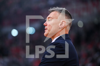 07/03/2023 - Head coach SARAS JASIKEVICIUS of FC Barcelona during the Euroleague, Round 27, match between Olympiacos Piraeus and FC Barcelona at Peace and Friendship Stadium on March 7, 2023, in Athens, Greece. - OLYMPIACOS PIRAEUS VS FC BARCELONA - EUROLEAGUE - BASKET