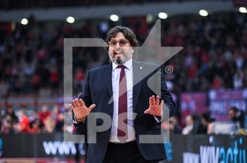 09/03/2023 - Head coach ANDREA TRINCHIERI of FC Bayern Munich during the Euroleague, Round 28, match between Olympiacos Piraeus and FC Bayern Munich at Peace and Friendship Stadium on March 9, 2023, in Athens, Greece. - OLYMPIACOS PIRAEUS VS FC BAYERN MUNICH - EUROLEAGUE - BASKET