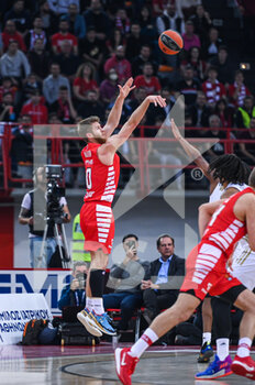 09/03/2023 - 0 THOMAS WALKUP of Olympiacos Piraeus during the Euroleague, Round 28, match between Olympiacos Piraeus and FC Bayern Munich at Peace and Friendship Stadium on March 9, 2023, in Athens, Greece. - OLYMPIACOS PIRAEUS VS FC BAYERN MUNICH - EUROLEAGUE - BASKET
