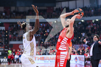 2023-03-09 - 16 KOSTAS PAPANIKOLAOU of Olympiacos Piraeus during the Euroleague, Round 28, match between Olympiacos Piraeus and FC Bayern Munich at Peace and Friendship Stadium on March 9, 2023, in Athens, Greece. - OLYMPIACOS PIRAEUS VS FC BAYERN MUNICH - EUROLEAGUE - BASKETBALL
