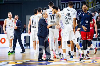 16/03/2023 - Ettore Messina (EA7 Emporio Armani Olimpia Milano) at the end of the basketball match between Real Madrid and EA7 Emporio Armani Olimpia Milano valid for the matchday 29 of the Euroleague played at Wizink Center in Madrid on Thursday 16 March 2023 - REAL MADRID VS EA7 EMPORIO ARMANI MILANO - EUROLEAGUE - BASKET