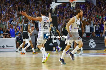 2023-05-10 - 10th May 2023; Wizink Center; Madrid; Spain; Turkish Airlines Euroleague Basketball; Playoff Game 5; Real Madrid vs Partizan Mozzart Bet Belgrade; Sergio Llull (Real Madrid) and Sergio Rodriguez (Real Madrid) 900/Cordon Press - 10TH MAY 2023; TURKISH AIRLINES EUROLEAGUE BASKETBALL; PLAYOFF GAME 5; REAL MADRID VS PARTIZAN MOZZART BET BELGRADE; - EUROLEAGUE - BASKETBALL