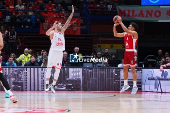 2023-11-09 - Maodo Lo (EA7 Emporio Armani Olimpia Milano) & Stefan Jovic (Valencia Basket) - EA7 EMPORIO ARMANI MILANO VS VALENCIA BASKET - EUROLEAGUE - BASKETBALL