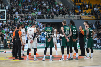 2023-10-12 - Panathinaikos Athens and FC Bayern Munich one minute of silence for the victims of Israel before the Euroleague, Round 2, match between Panathinaikos Athens and FC Bayern Munich at Oaka Altion on October 12, 2023, in Athens, Greece. - EUROLEAGUE - PANATHINAIKOS BC VS FC BAYERN MUNICH - EUROLEAGUE - BASKETBALL