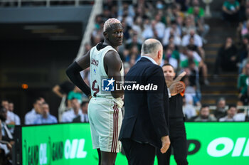 2023-10-12 - 9 Isaac Bonga with Head Coach Pablo Laso of FC Bayern Munich during the Euroleague, Round 2, match between Panathinaikos Athens and FC Bayern Munich at Oaka Altion on October 12, 2023, in Athens, Greece. - EUROLEAGUE - PANATHINAIKOS BC VS FC BAYERN MUNICH - EUROLEAGUE - BASKETBALL