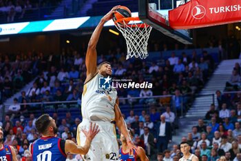 2023-10-26 - 26th October 2023; Wizink Center; Madrid; Spain; Turkish Airlines Euroleague Basketball; Real Madrid vs FC Barcelona; Edy Walter Tavares (Real Madrid) EUROLEAGUE Real Madrid - FC Barcelona 900/Cordon Press - EUROLEAGUE BASKETBALL: REAL MADRID VS FC BARCELONA - EUROLEAGUE - BASKETBALL