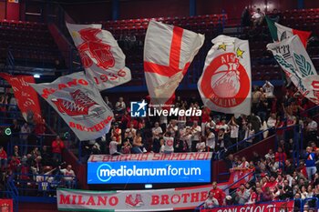 2023-11-30 - Milan supporters - EA7 EMPORIO ARMANI MILANO VS ZALGIRIS KAUNAS - EUROLEAGUE - BASKETBALL