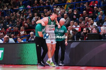 2023-11-30 - Arnas Butkevicius (Zalgiris Kaunas) injured - EA7 EMPORIO ARMANI MILANO VS ZALGIRIS KAUNAS - EUROLEAGUE - BASKETBALL