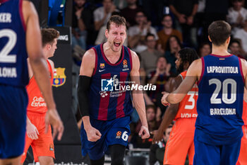 2023-11-17 - Jan Vesely of Fc Barcelona during the Turkish Airlines EuroLeague basketball match between FC Barcelona and Valencia Basket on November 18, 2023 at Palau Blaugrana in Barcelona, Spain - BASKETBALL - EUROLEAGUE - FC BARCELONA V VALENCIA - EUROLEAGUE - BASKETBALL