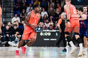 2023-11-17 - Chris Jones of Valencia Basket during the Turkish Airlines EuroLeague basketball match between FC Barcelona and Valencia Basket on November 18, 2023 at Palau Blaugrana in Barcelona, Spain - BASKETBALL - EUROLEAGUE - FC BARCELONA V VALENCIA - EUROLEAGUE - BASKETBALL